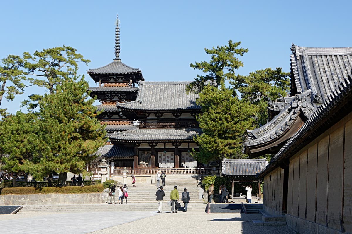 Horyu-ji Temple (Credit: 663highland CC BY-SA 3.0)